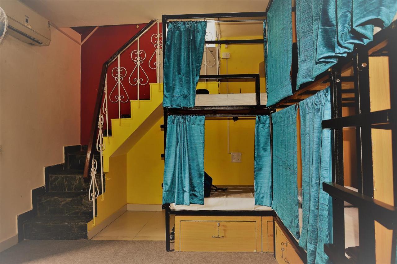 Hostel Bunkmates Neu-Delhi Exterior foto