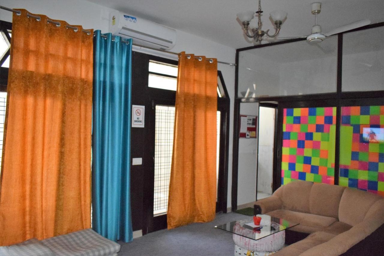 Hostel Bunkmates Neu-Delhi Exterior foto